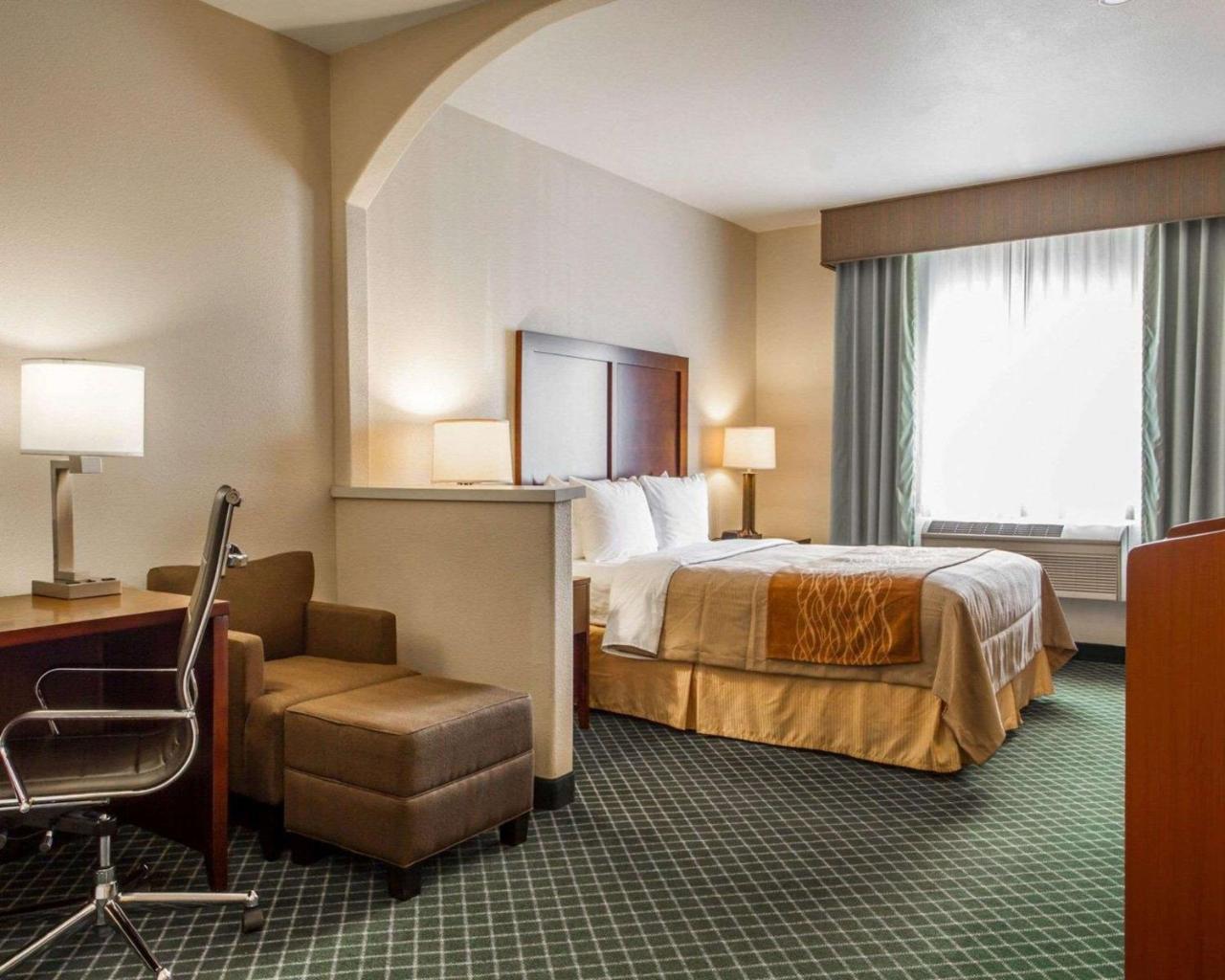 Comfort Inn & Suites Oakland Airport Exteriér fotografie